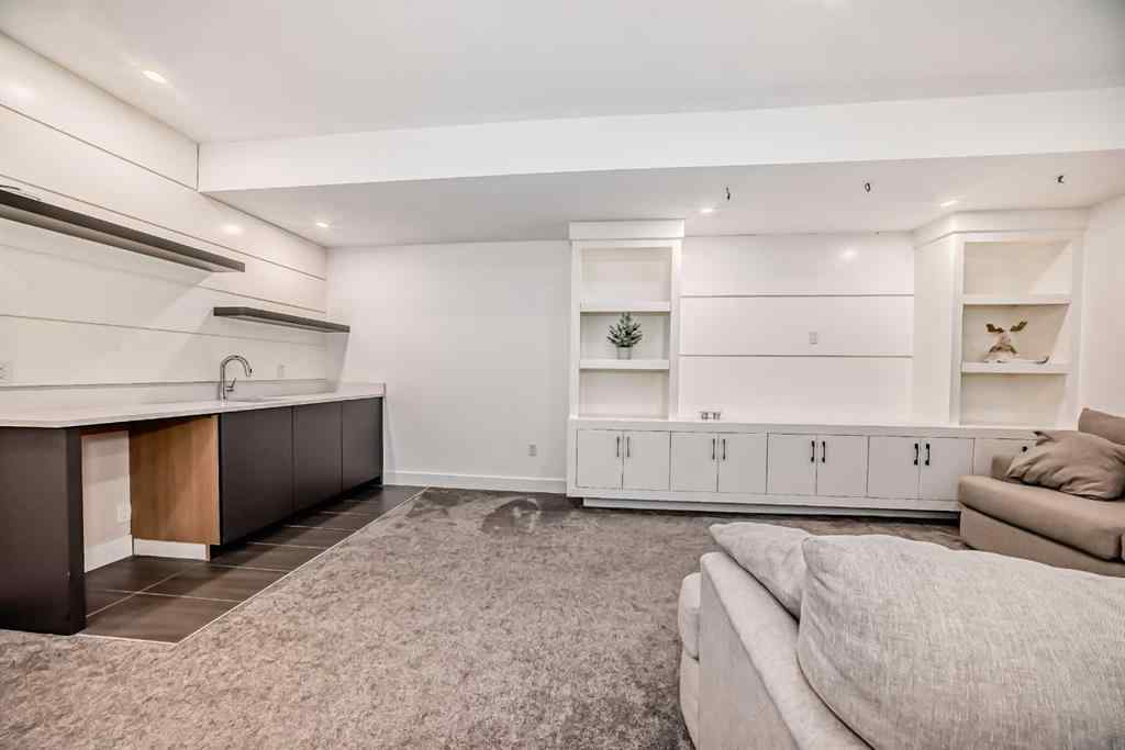 MLS® A2236235 - 923 36A Street NW in Parkdale Calgary, Residential