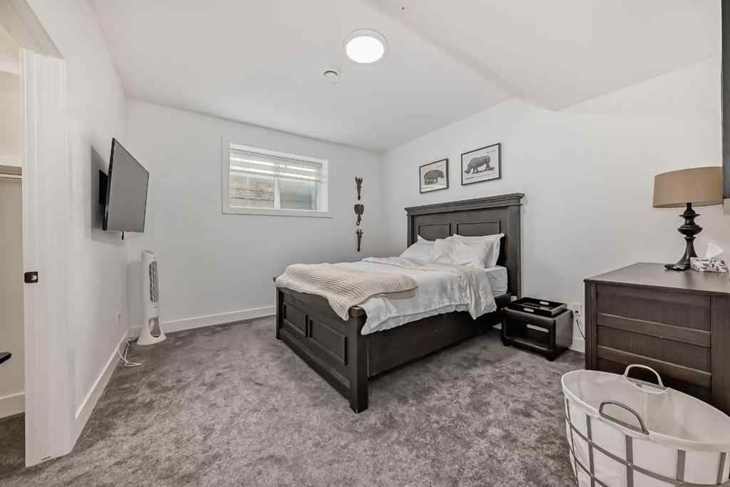 MLS® A2236235 - 923 36A Street NW in Parkdale Calgary, Residential