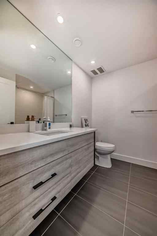 MLS® A2236235 - 923 36A Street NW in Parkdale Calgary, Residential
