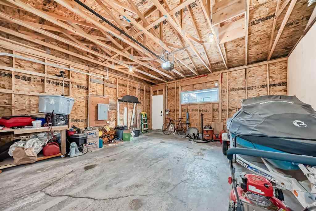 MLS® A2236235 - 923 36A Street NW in Parkdale Calgary, Residential