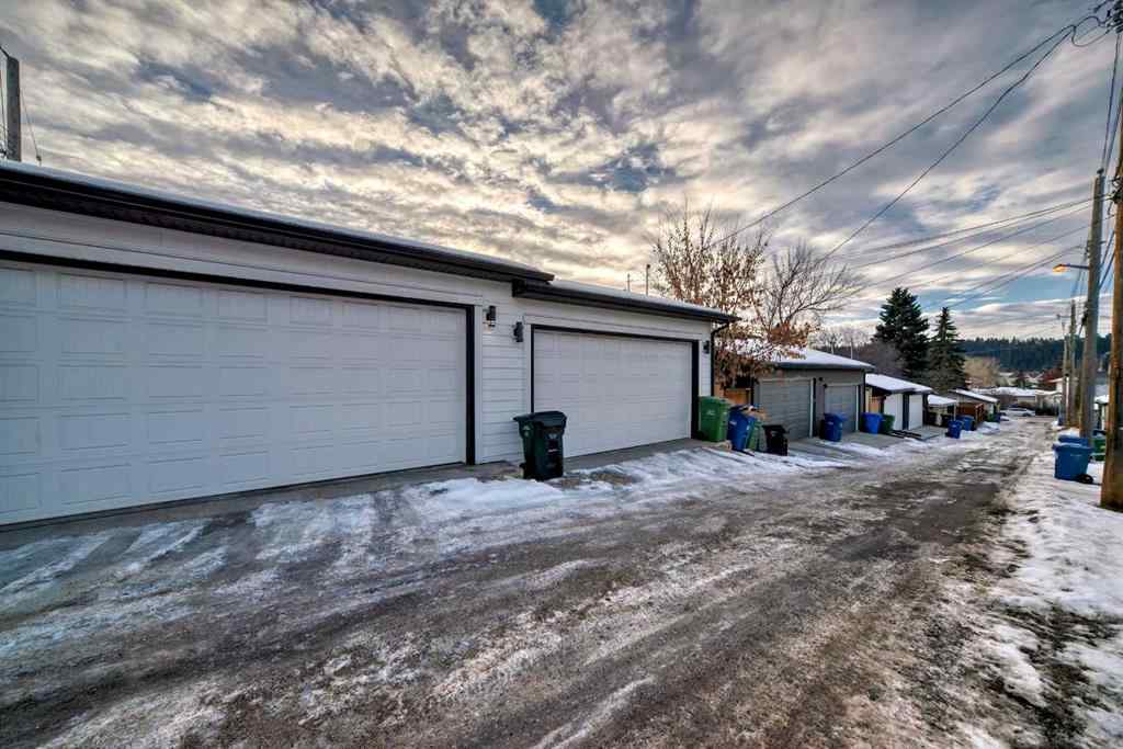 MLS® A2236235 - 923 36A Street NW in Parkdale Calgary, Residential