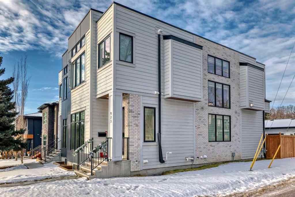 MLS® A2236235 - 923 36A Street NW in Parkdale Calgary, Residential