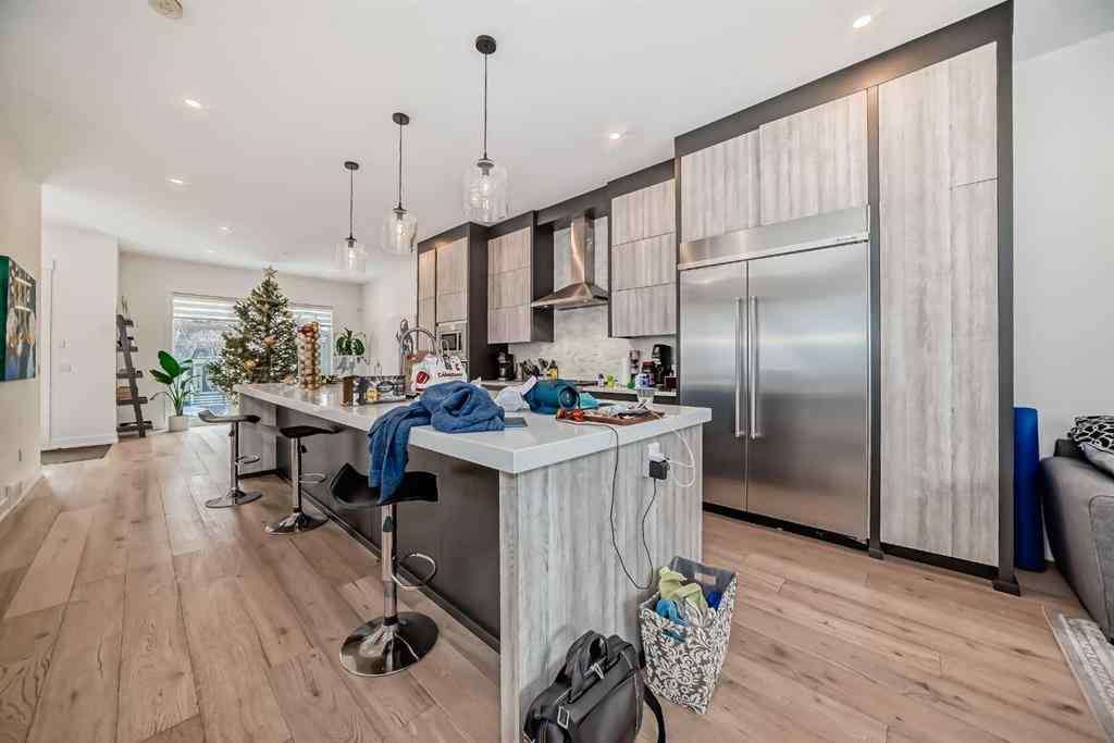 MLS® A2236235 - 923 36A Street NW in Parkdale Calgary, Residential