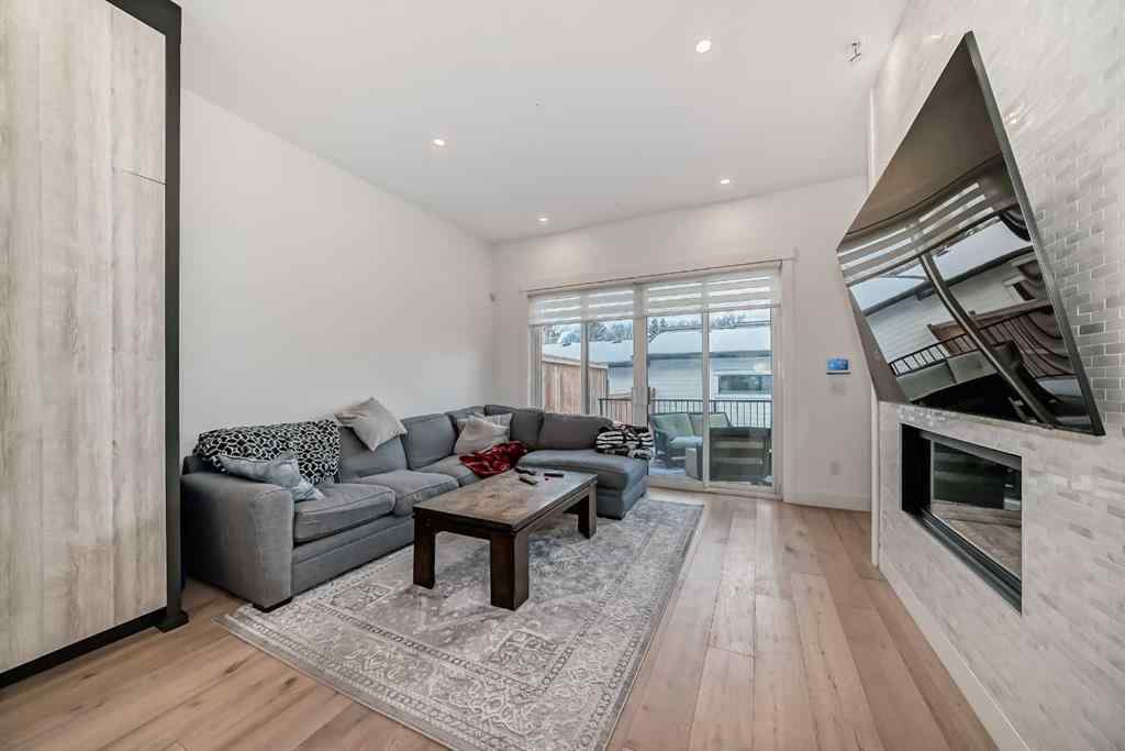 MLS® A2236235 - 923 36A Street NW in Parkdale Calgary, Residential