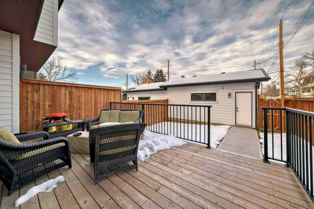 MLS® A2236235 - 923 36A Street NW in Parkdale Calgary, Residential