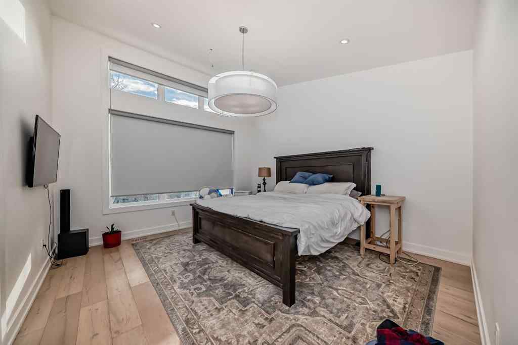MLS® A2236235 - 923 36A Street NW in Parkdale Calgary, Residential