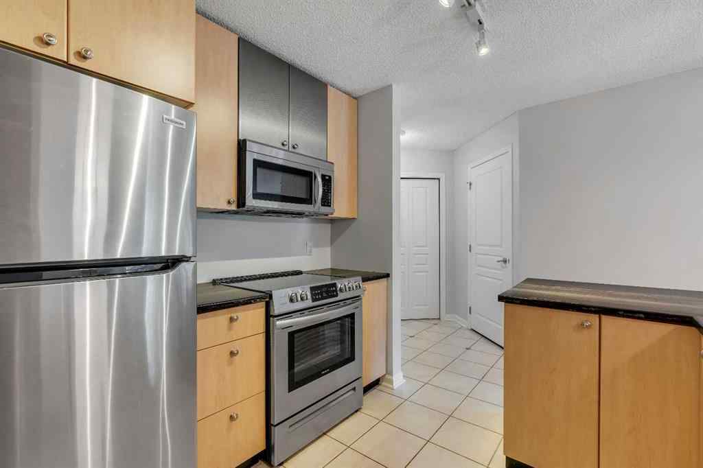 MLS® A2236239 - Unit #134 30 Richard Court SW in Lincoln Park Calgary, Residential