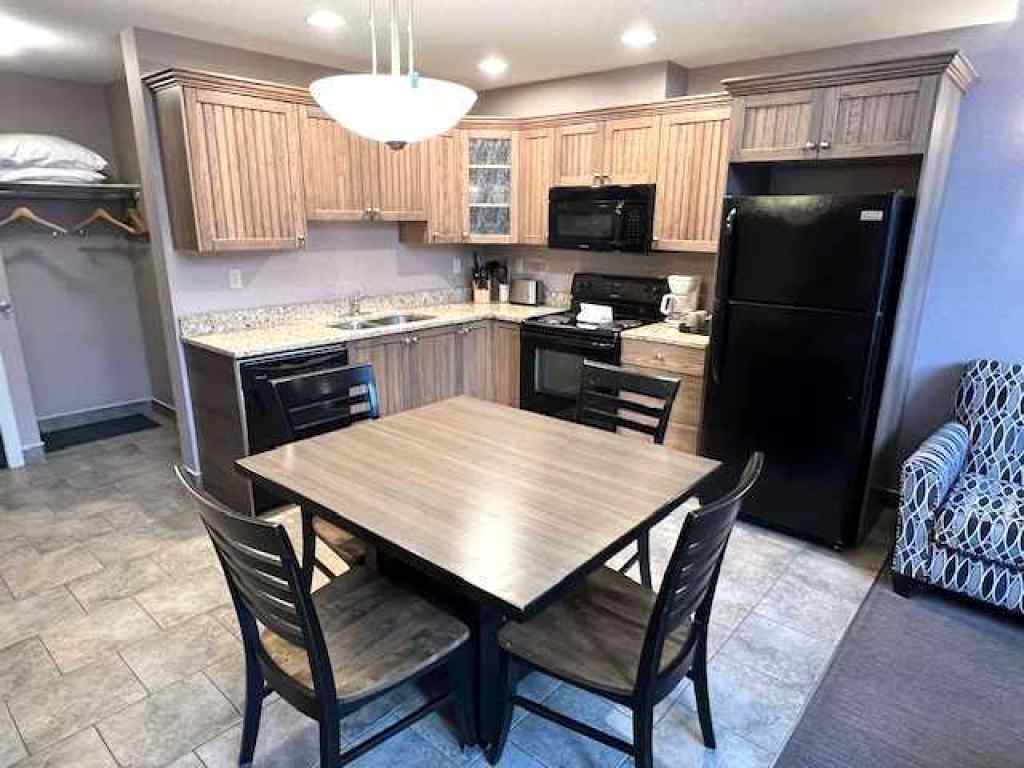 MLS® A2236254 - Unit #608 & 609 401 4 Street  in Elkwater Rural Cypress County, Residential