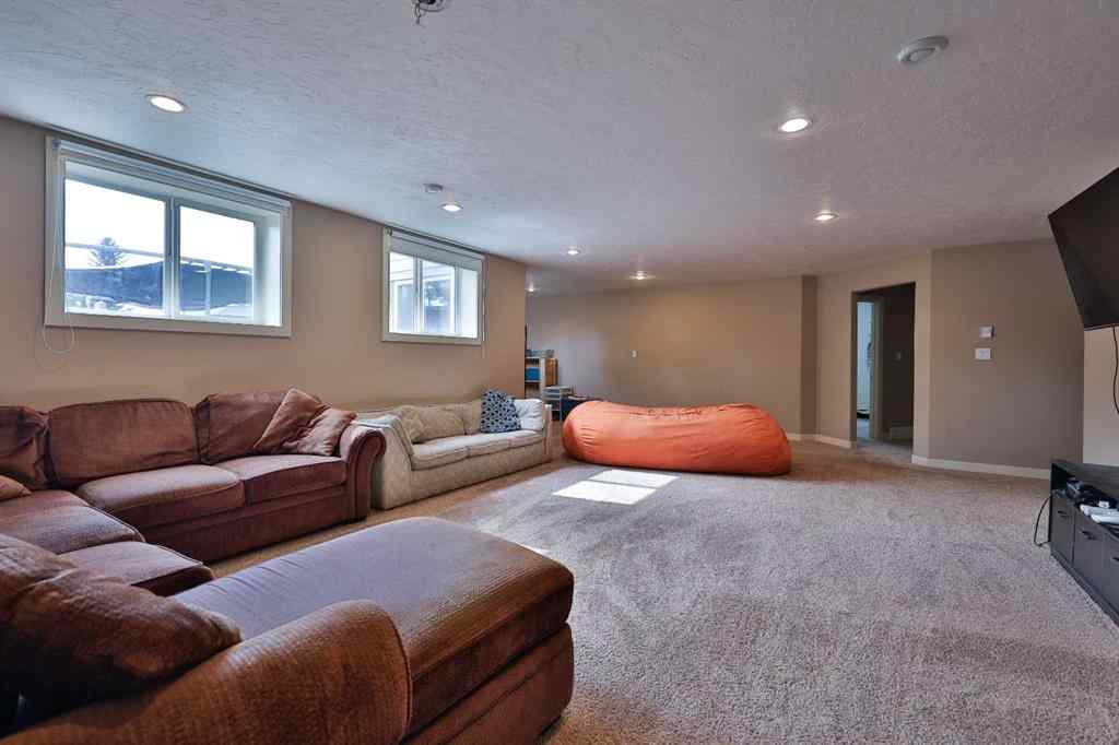 MLS® A2236266 - 24 N 2A Street E in NONE Magrath, Residential