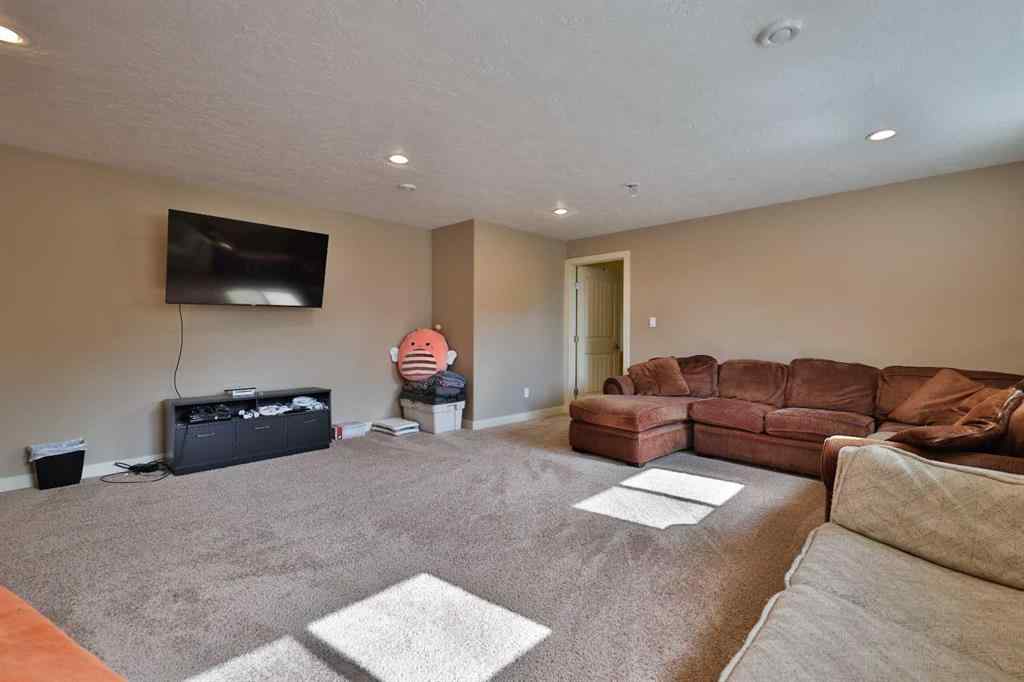 MLS® A2236266 - 24 N 2A Street E in NONE Magrath, Residential