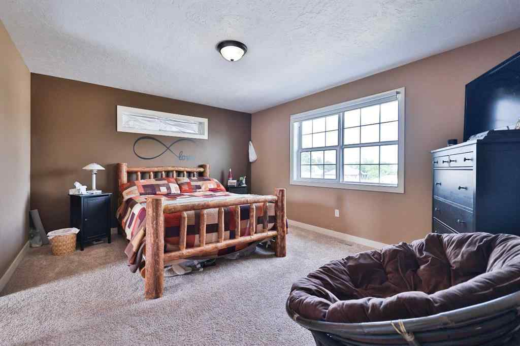 MLS® A2236266 - 24 N 2A Street E in NONE Magrath, Residential