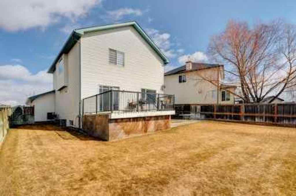MLS® A2236293 - 163 Springmere Close  in NONE Chestermere, Residential