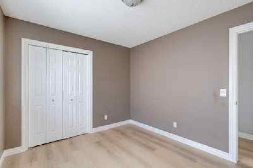 MLS® A2236293 - 163 Springmere Close  in NONE Chestermere, Residential