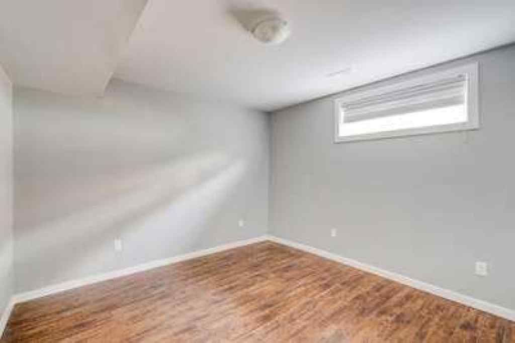 MLS® A2236293 - 163 Springmere Close  in NONE Chestermere, Residential