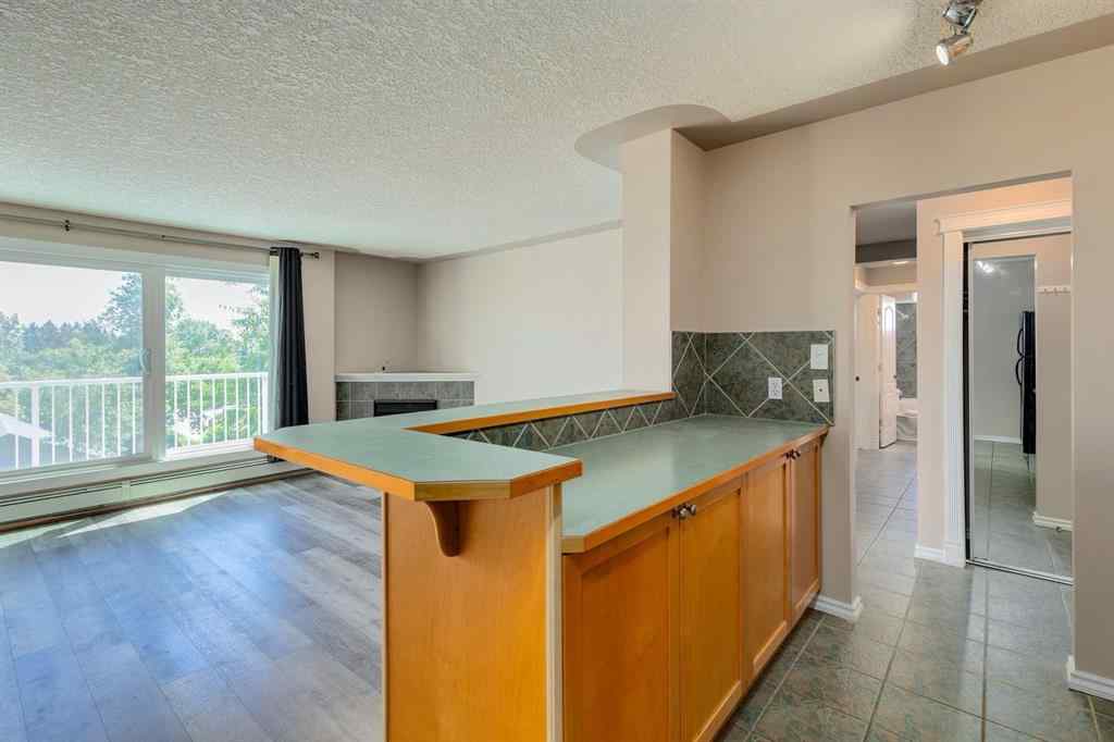 MLS® A2236303 - Unit #401 2515 14A Street SW in Bankview Calgary, Residential