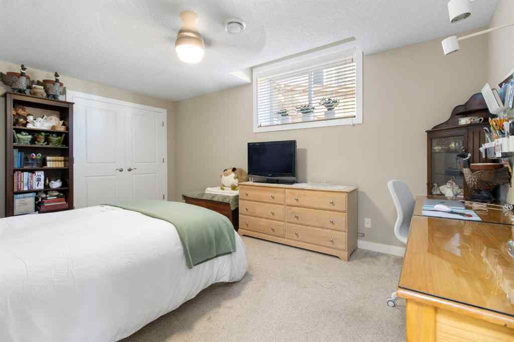 MLS® A2236315 - 33 Silverado Crest Bay SW in Silverado Calgary, Residential