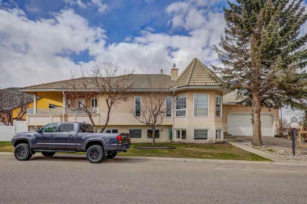 MLS® A2236348 - 220 Santana Bay NW in Sandstone Valley Calgary, Residential