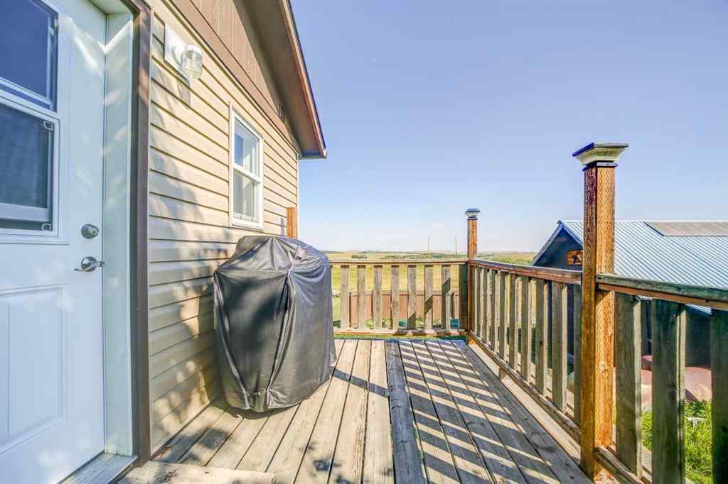 MLS® A2236369 - 4417 Range Road 30-1   in NONE Rural Pincher Creek No. 9, M.D. of, Residential