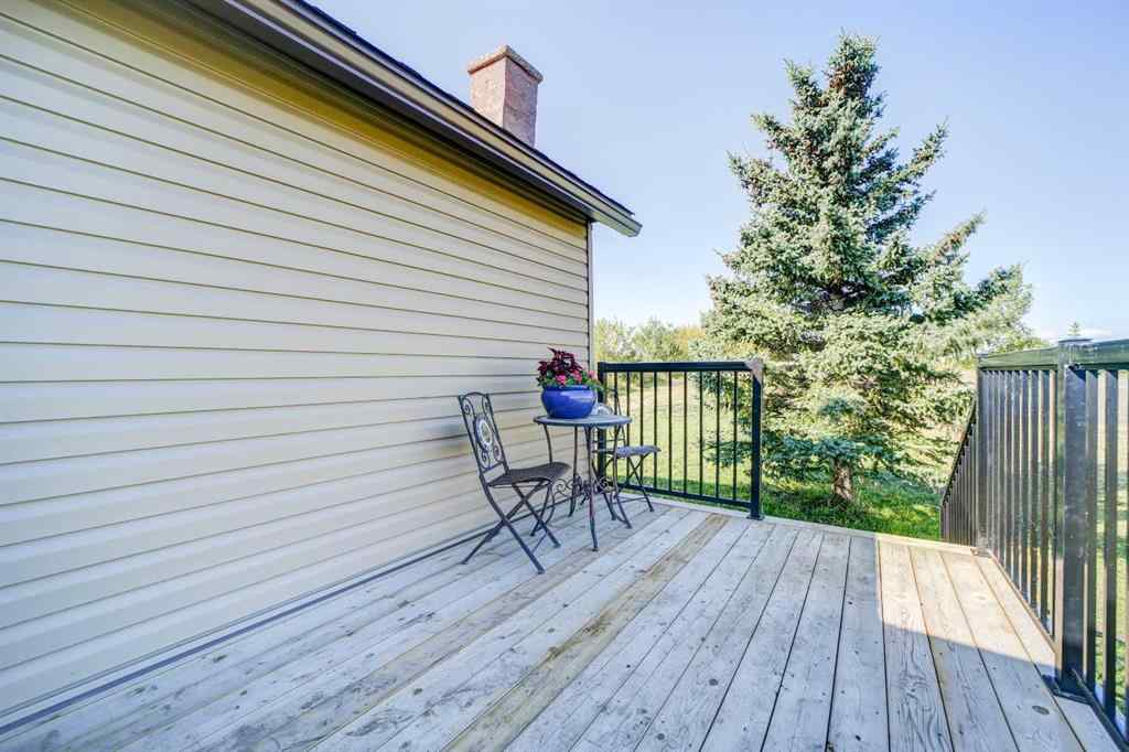 MLS® A2236369 - 4417 Range Road 30-1   in NONE Rural Pincher Creek No. 9, M.D. of, Residential