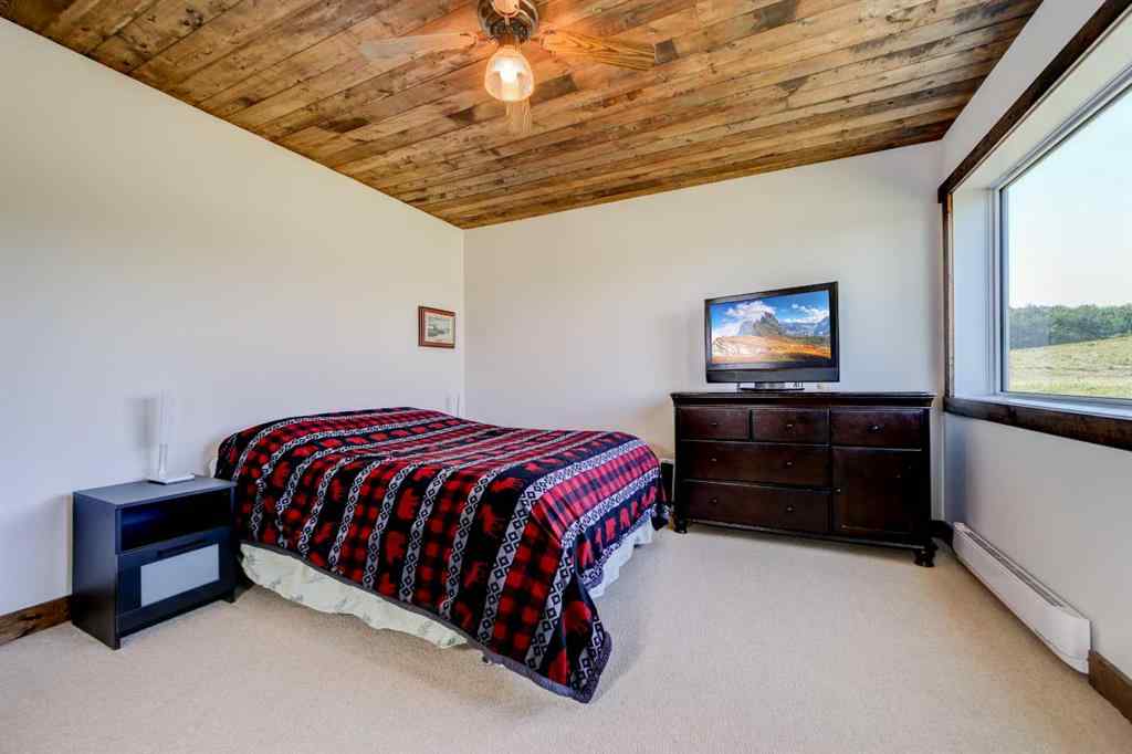 MLS® A2236369 - 4417 Range Road 30-1   in NONE Rural Pincher Creek No. 9, M.D. of, Residential