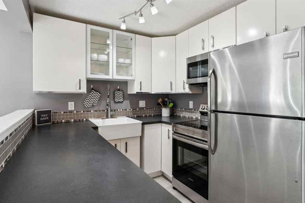 MLS® A2236371 - 1336 154 Avenue SW in Millrise Calgary, Residential
