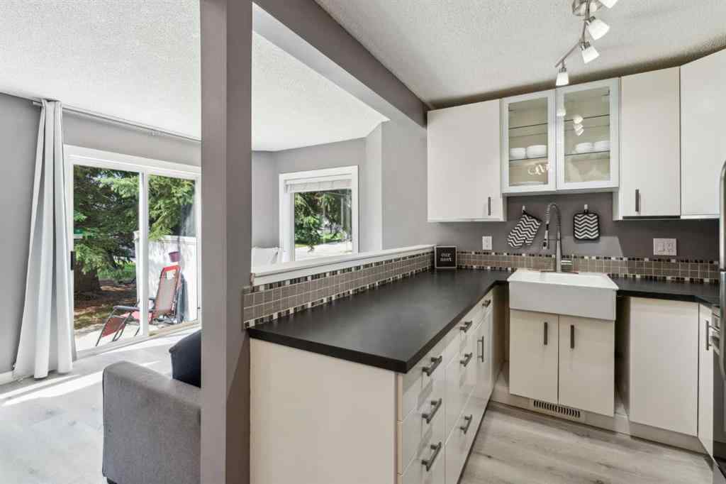 MLS® A2236371 - 1336 154 Avenue SW in Millrise Calgary, Residential