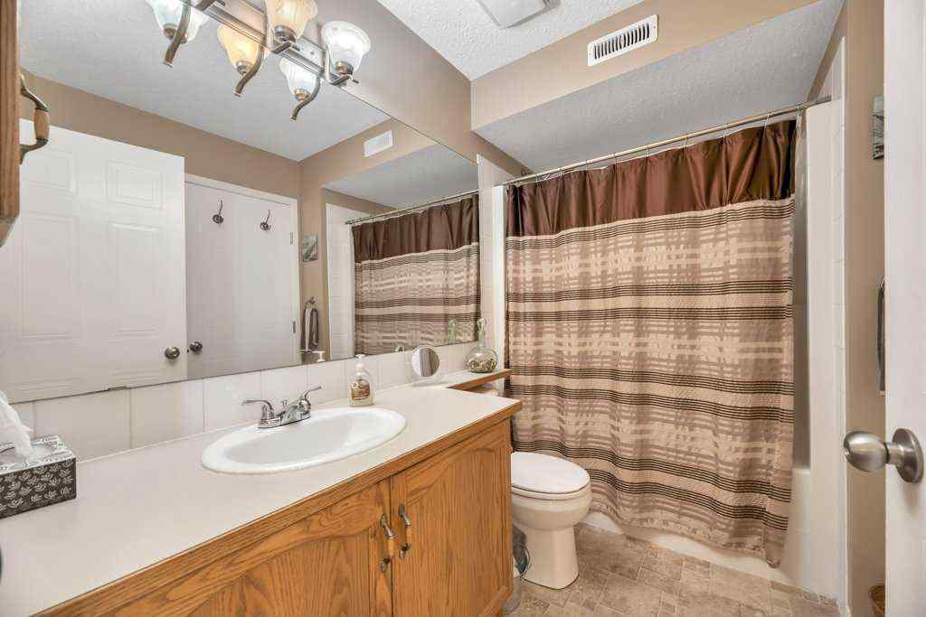 MLS® A2236375 - Unit #123 103 Strathaven Drive  in Strathaven Strathmore, Residential