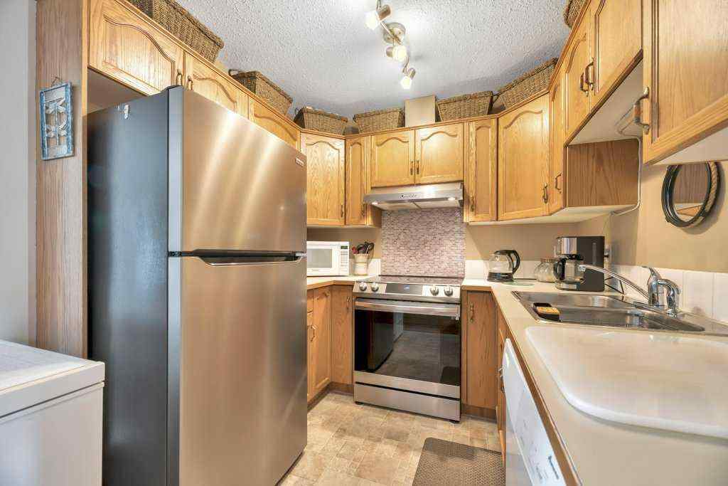 MLS® A2236375 - Unit #123 103 Strathaven Drive  in Strathaven Strathmore, Residential