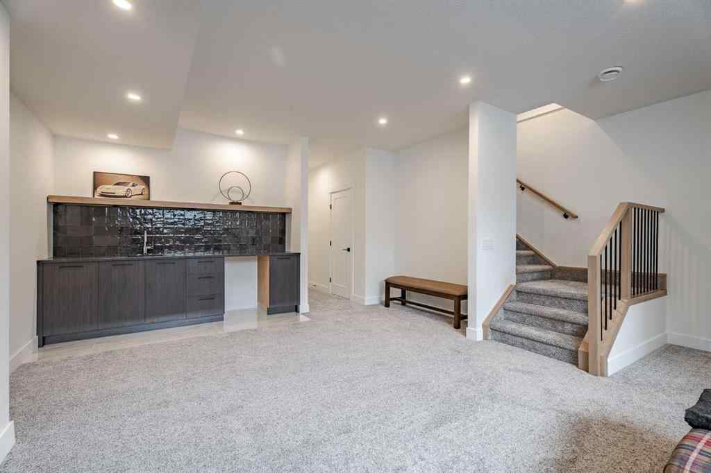 MLS® A2236376 - 2510 17 Street NW in Capitol Hill Calgary, Residential