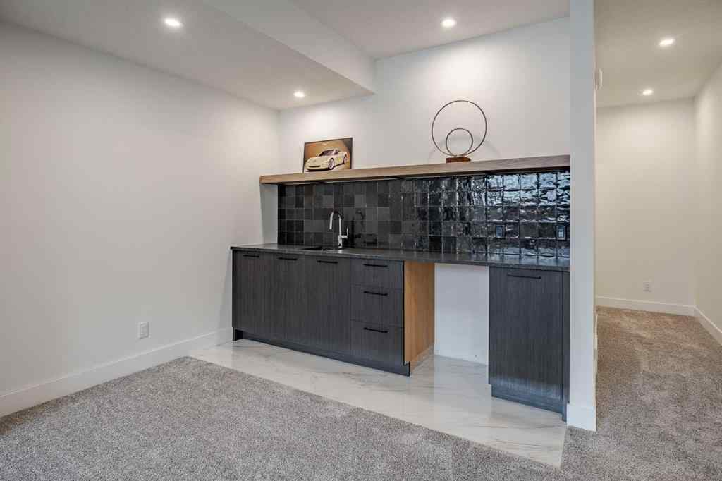 MLS® A2236376 - 2510 17 Street NW in Capitol Hill Calgary, Residential