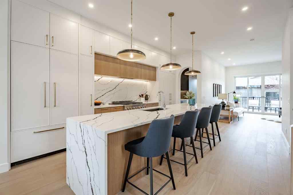 MLS® A2236376 - 2510 17 Street NW in Capitol Hill Calgary, Residential