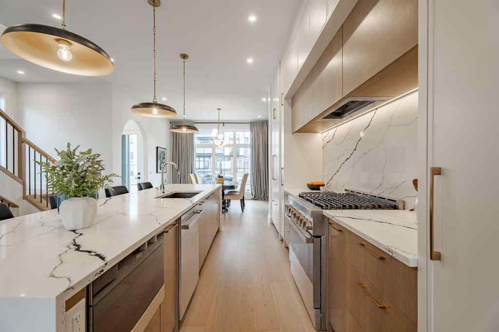 MLS® A2236376 - 2510 17 Street NW in Capitol Hill Calgary, Residential