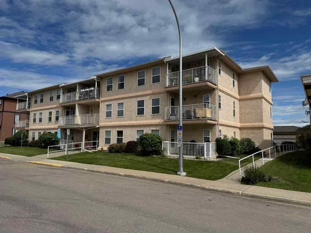 MLS® A2236392 - Unit #208 5026 49 Street  in NONE Olds, Residential