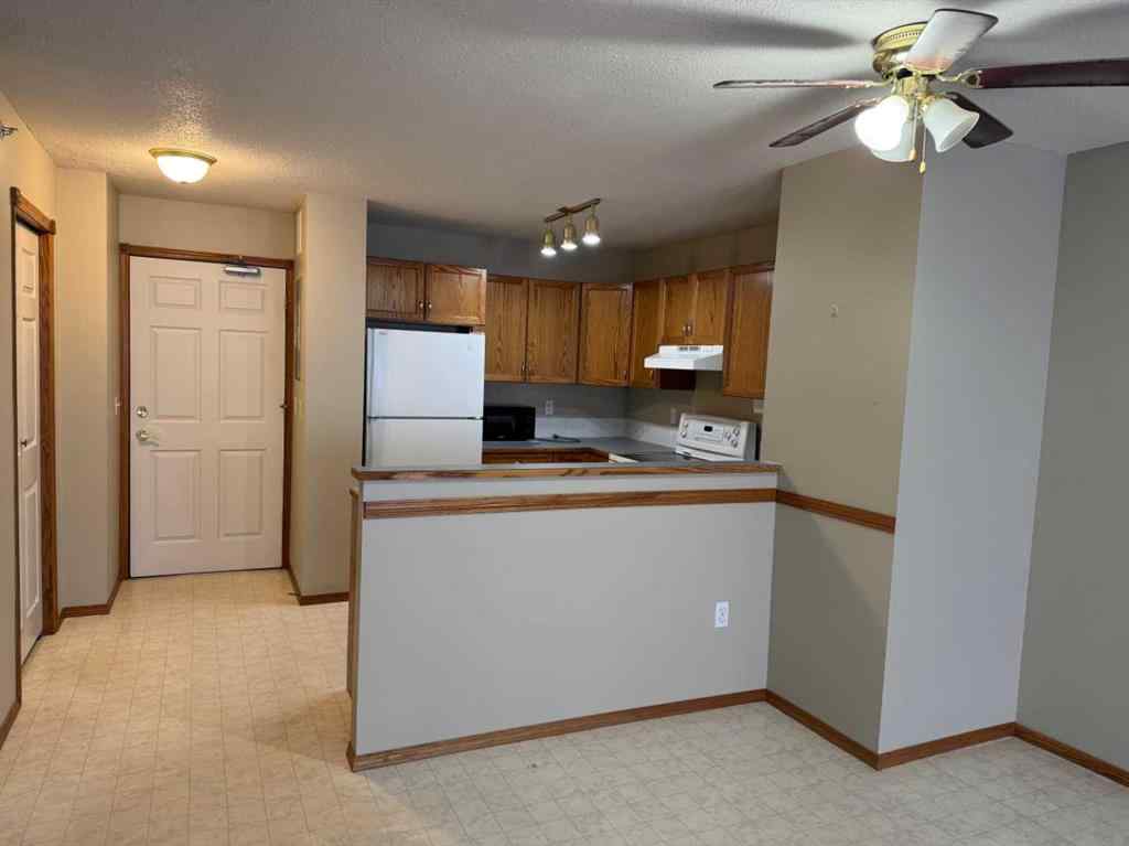 MLS® A2236392 - Unit #208 5026 49 Street  in NONE Olds, Residential