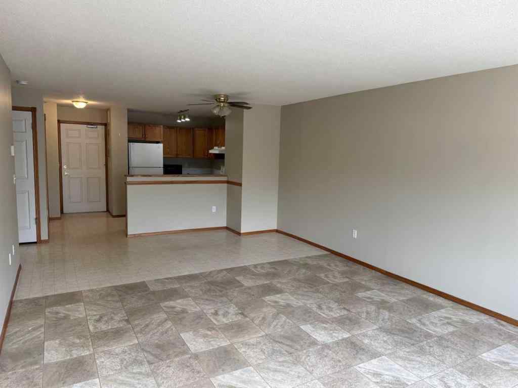 MLS® A2236392 - Unit #208 5026 49 Street  in NONE Olds, Residential