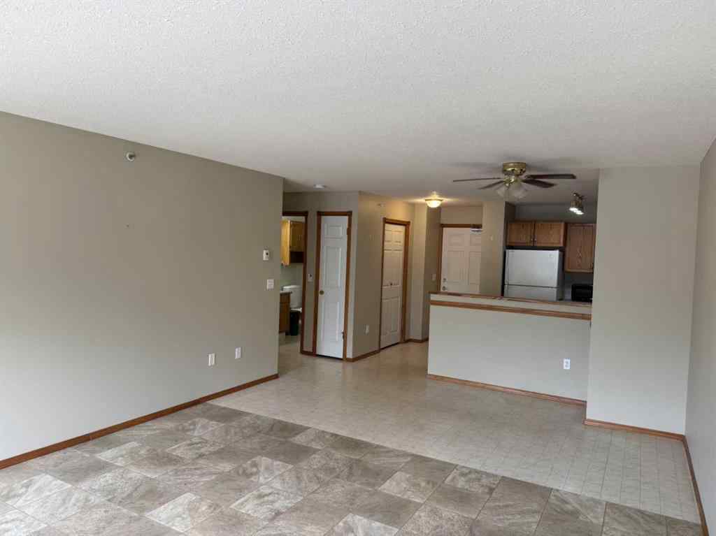 MLS® A2236392 - Unit #208 5026 49 Street  in NONE Olds, Residential