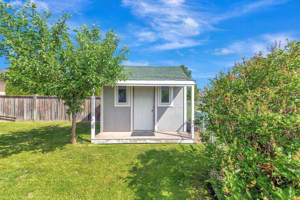 MLS® A2236394 - 2313 58 Avenue  in College Park Lloydminster, Residential