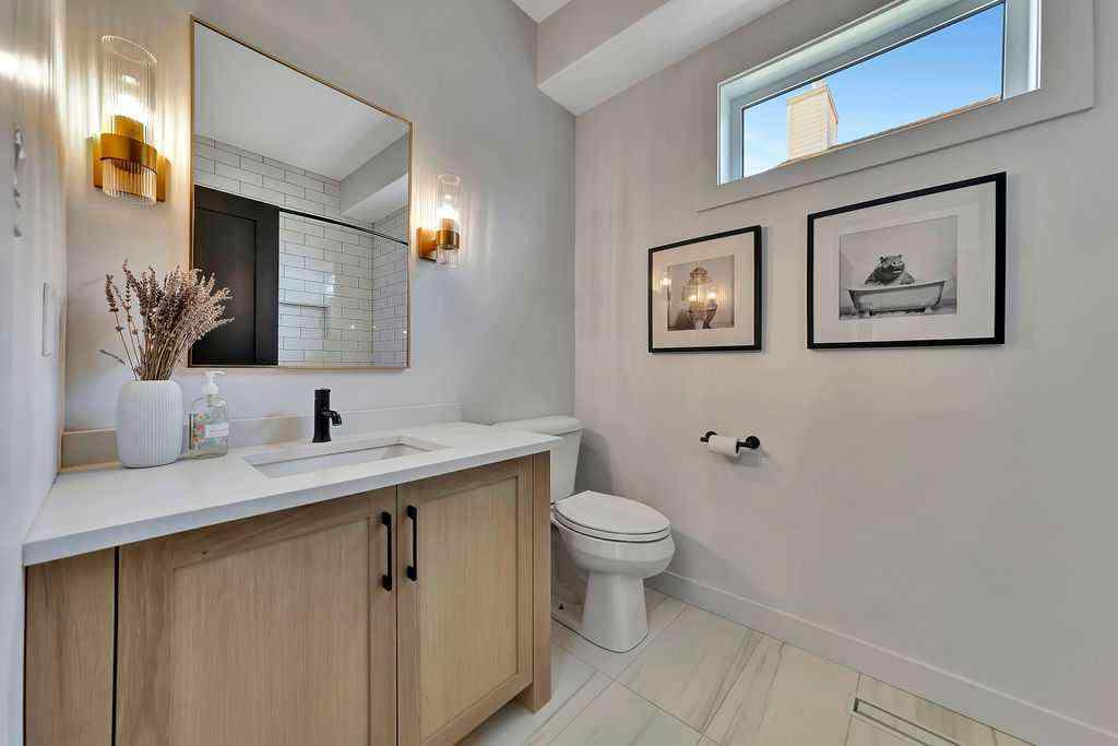 MLS® A2236394 - 2313 58 Avenue  in College Park Lloydminster, Residential