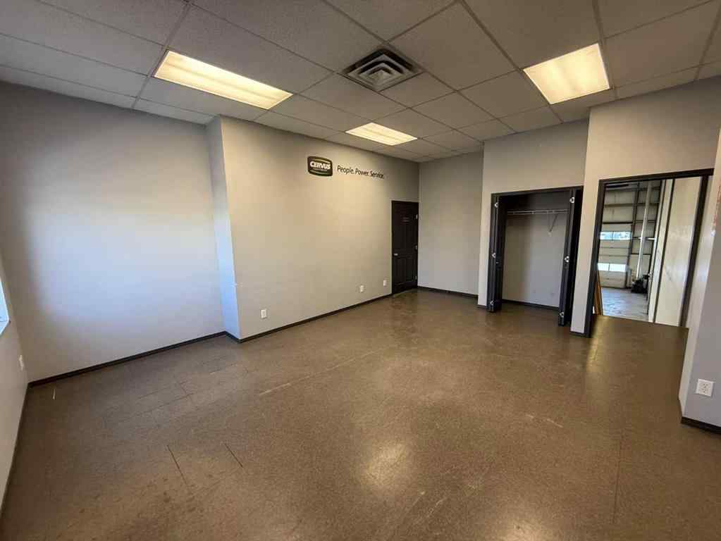 MLS® A2236410 - Unit #1 935 36 Street N in Churchill Industrial Park Lethbridge, Commercial