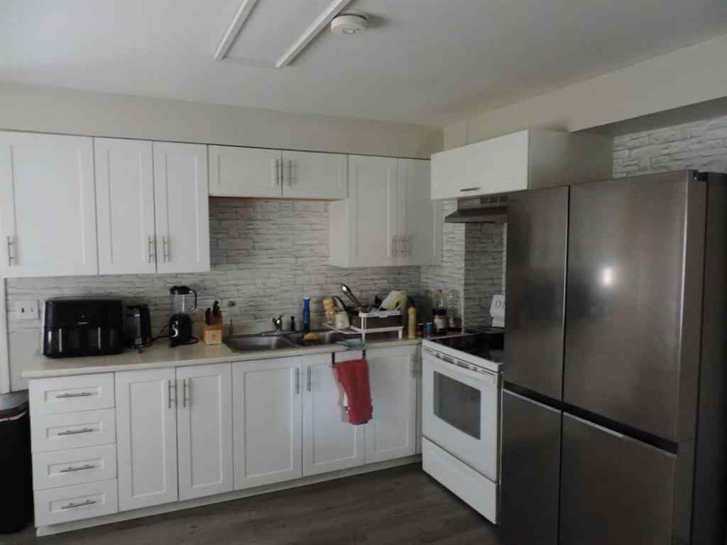 MLS® A2236414 - 308 Balsam Avenue  in Jasper Jasper, Residential