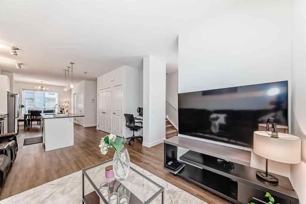 MLS® A2236417 - 116 Evanscrest Manor NW in Evanston Calgary, Residential