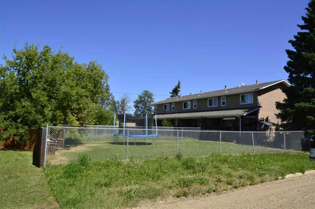 MLS® A2236427 - 4906-4914 49 Street   in NONE Berwyn, Multi-Family