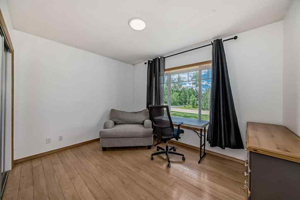 MLS® A2236435 - 317 Canal Street   in Meridian Beach Rural Ponoka County, Residential