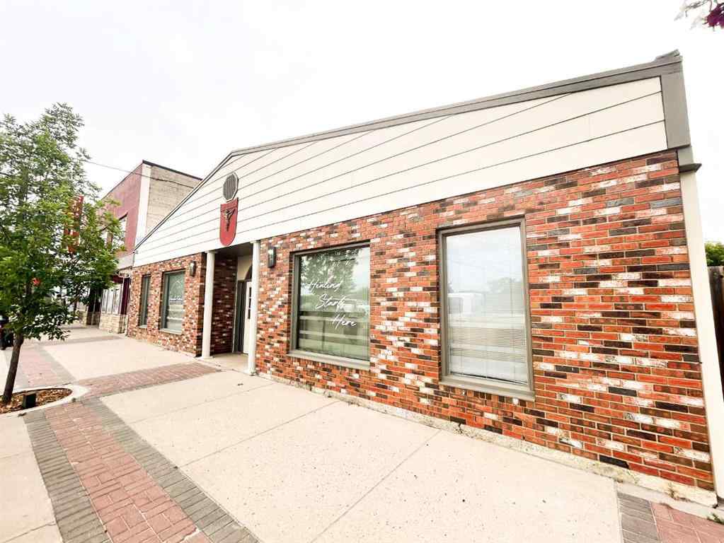 MLS® A2236437 - 4908 50 Street   in Central Ponoka Ponoka, Commercial