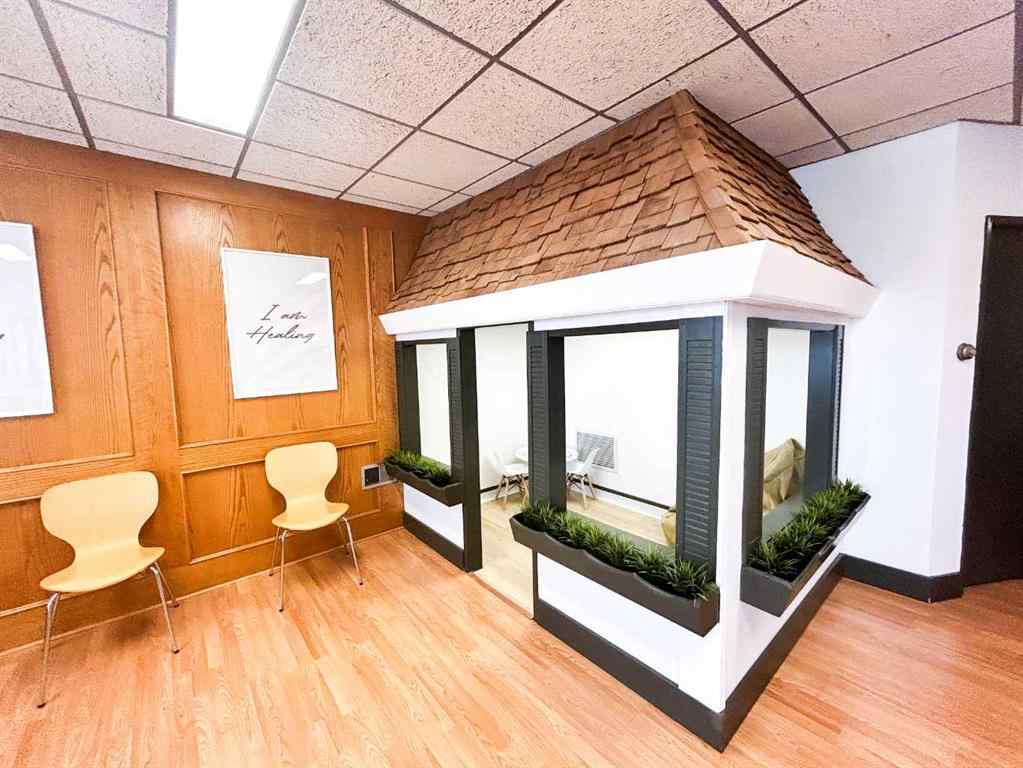 MLS® A2236437 - 4908 50 Street   in Central Ponoka Ponoka, Commercial