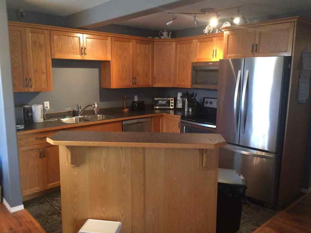 MLS® A2236467 - Unit #102 501 3 Street  in NONE Fox Creek, Residential