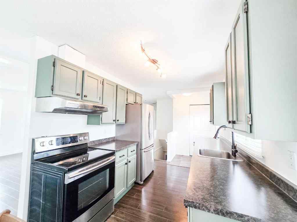 MLS® A2236470 - 1102 55 Street  in NONE Edson, Residential