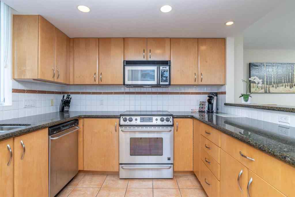 MLS® A2236474 - Unit #404 1108 6 Avenue SW in Downtown West End Calgary, Residential