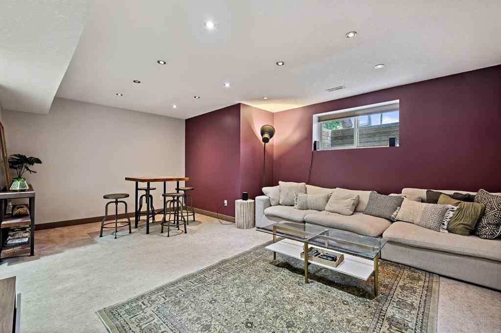 MLS® A2236482 - 2122B 52 Avenue SW in North Glenmore Park Calgary, Residential