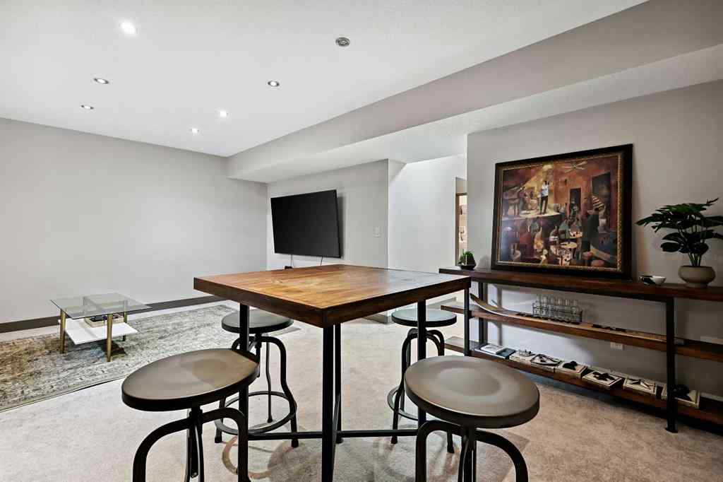 MLS® A2236482 - 2122B 52 Avenue SW in North Glenmore Park Calgary, Residential